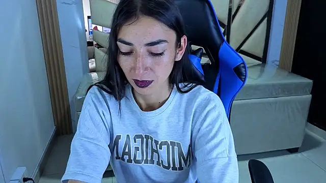 Maily a  online show from March 7, 3:14 am