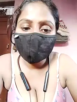 Snapshot of Jasmine_Januja chatting on September 23, 11:35 am Jasmine Januja online show from September 23, 11:35 am