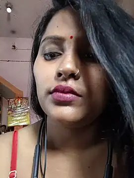 Jasmine Januja online show from May 28, 2:42 am