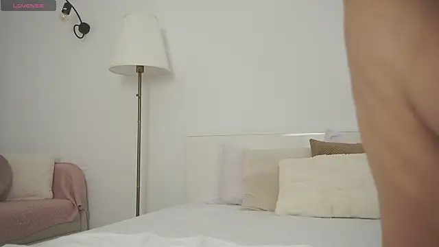 adisson fox online show from January 11, 7:02 am