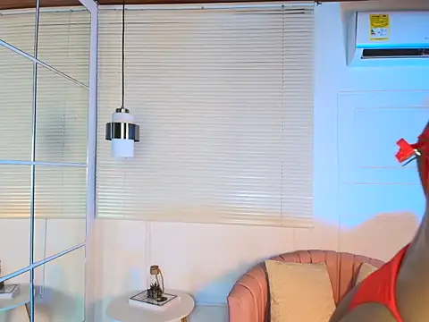 alessia moon1 online show from October 14, 12:50 pm