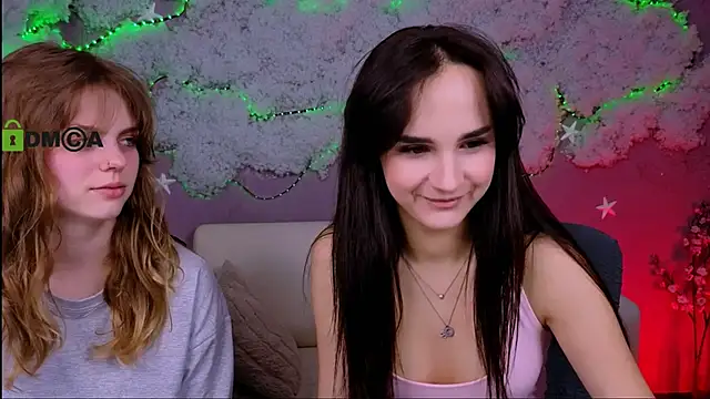 Snapshot of ariana_ross7 chatting on May 12, 7:22 pm ariana ross7 online show from May 12, 7:22 pm