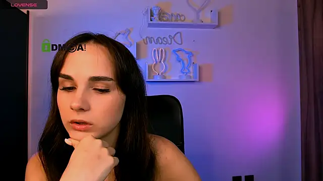 ariana ross7 online show from July 20, 7:16 pm