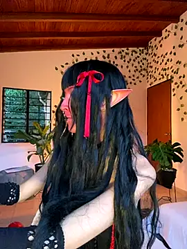 Nymphel1Moth online show from November 6, 10:43 pm