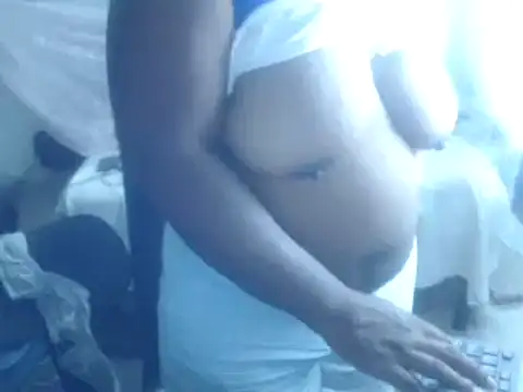 Snapshot of rachelexoticgirl chatting on February 22, 1:11 am rachelexoticgirl online show from February 22, 1:11 am