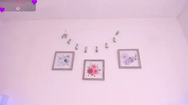 mely rosse  online show from March 20, 12:43 pm