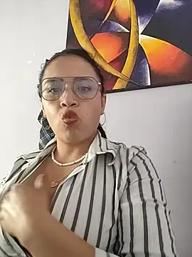 Snapshot of MILA__06 chatting on October 1, 6:36 pm MILA 06 online show from October 1, 6:36 pm