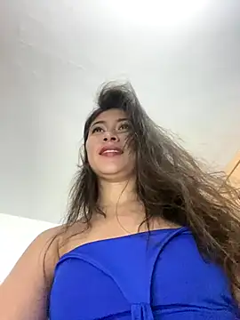 Snapshot of Alice-08 chatting on November 9, 12:31 am Alice-08 online show from November 9, 12:31 am