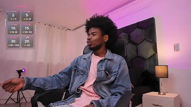 AllexJacob online show from April 17, 1:14 pm