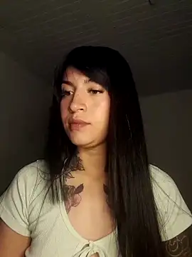 gabii hardy online show from April 19, 10:25 am