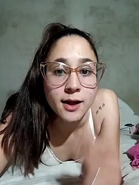 linameii online show from September 21, 11:17 pm