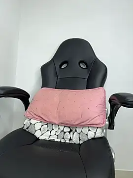 arthurdavies online show from January 9, 9:45 am