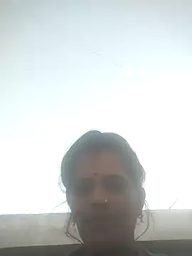 Hott cutgirl online show from October 4, 11:30 am