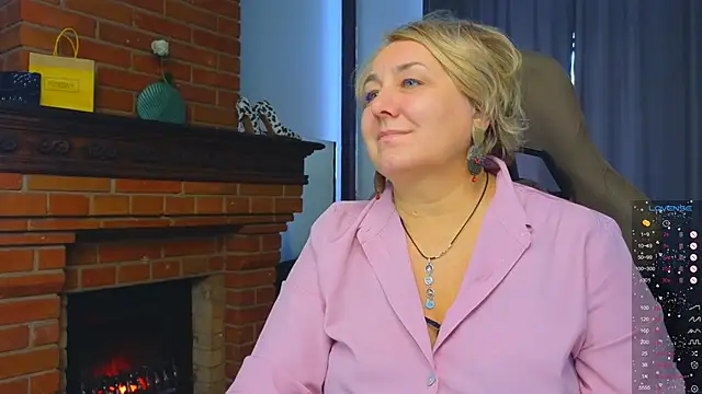 Snapshot of Marta_Wils chatting on September 30, 6:51 am Marta Wils online show from September 30, 6:51 am