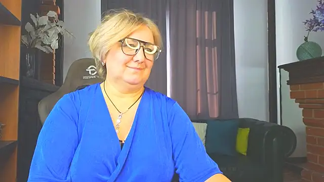 Marta Wils online show from October 31, 6:47 am