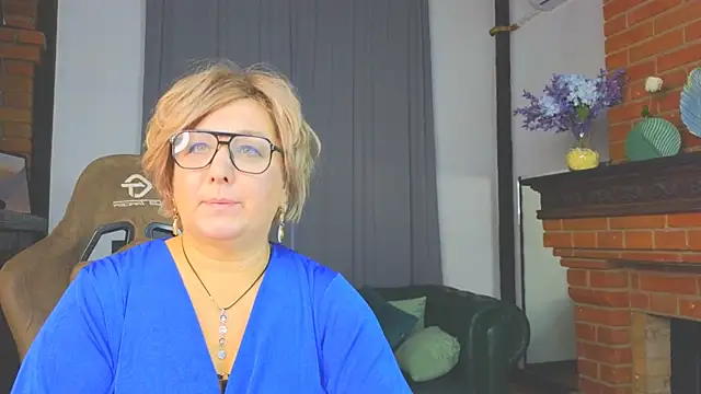 Marta Wils online show from November 18, 5:23 am