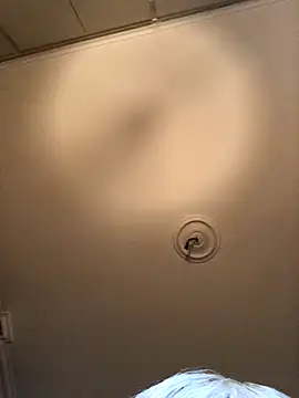 Snapshot of juliaoneandonly chatting on October 4, 10:46 am juliaoneandonly online show from October 4, 10:46 am