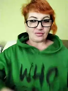 Snapshot of Alissa55552111 chatting on February 20, 10:05 am Alissa55552111 online show from February 20, 10:05 am