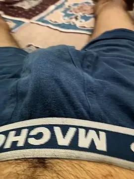 king boy070 online show from October 31, 6:47 am