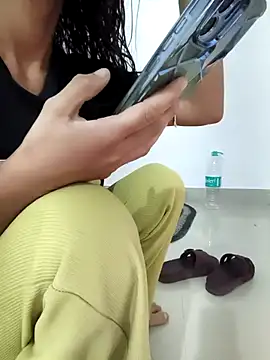 sassyishhu76 online show from February 21, 1:45 pm