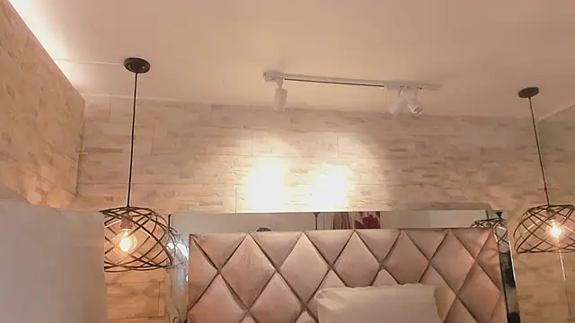 Snapshot of grace_daviss chatting on May 1, 11:04 am grace daviss online show from May 1, 11:04 am