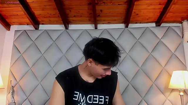 Clement Reyes online show from November 19, 1:11 pm