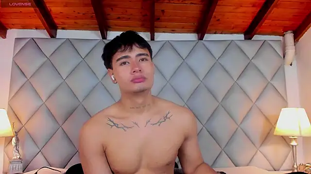 Clement Reyes online show from November 25, 12:49 pm