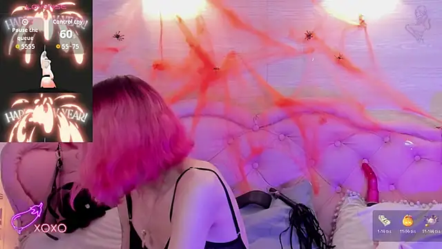 Rossiie Hunt  online show from October 21, 6:30 pm