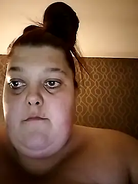 Snapshot of SassyClassyxox chatting on October 14, 8:20 pm SassyClassyxox online show from October 14, 8:20 pm