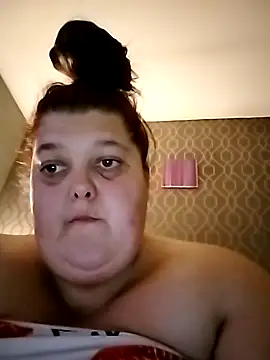 Snapshot of SassyClassyxox chatting on October 16, 8:54 pm SassyClassyxox online show from October 16, 8:54 pm