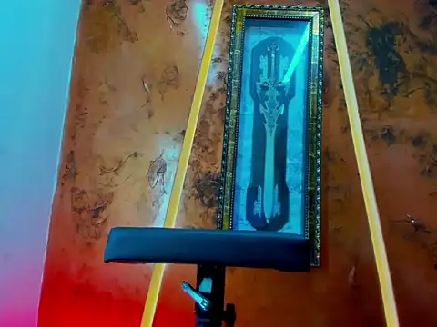 Snapshot of Noha_Deluxe chatting on September 30, 2:11 pm Noha Deluxe online show from September 30, 2:11 pm