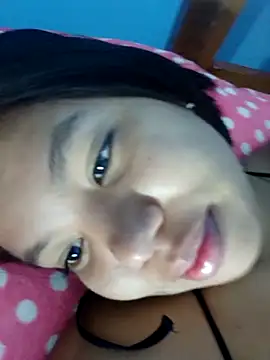 Snapshot of little_onixx chatting on October 23, 12:04 pm little onixx online show from October 23, 12:04 pm