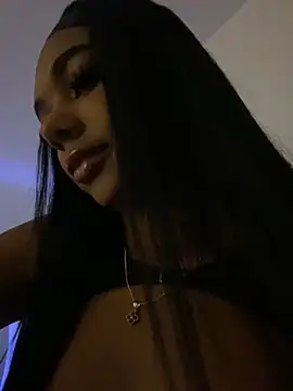 Snapshot of Savannahfisher chatting on January 5, 11:19 pm Savannahfisher online show from January 5, 11:19 pm