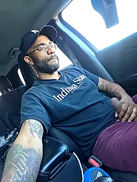 Justahungdad online show from October 9, 9:35 pm