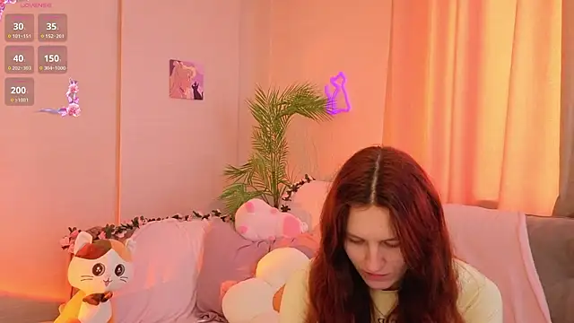 Snapshot of Little_rosy chatting on March 21, 4:39 am Little rosy online show from March 21, 4:39 am