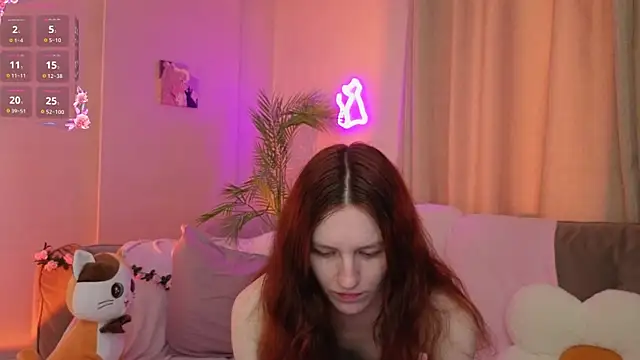 Snapshot of Little_rosy chatting on April 4, 4:11 am Little rosy online show from April 4, 4:11 am