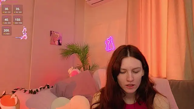 Snapshot of Little_rosy chatting on April 20, 4:15 am Little rosy online show from April 20, 4:15 am