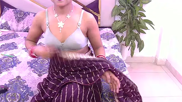 Snapshot of Lovelyy-couple chatting on February 16, 3:41 pm Lovelyy-couple online show from February 16, 3:41 pm