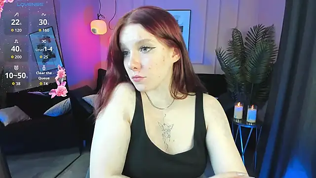 Layla Glam online show from October 26, 5:35 am