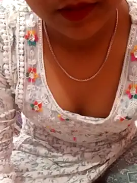 pari rani7 online show from February 11, 3:44 am