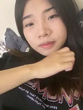 Snapshot of -Tania- chatting on October 13, 7:52 am -Tania- online show from October 13, 7:52 am