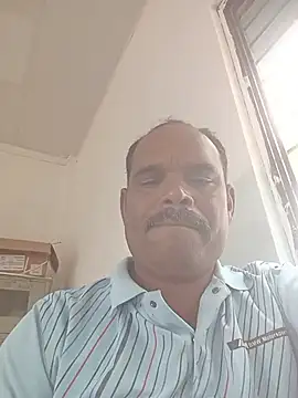 Snapshot of ipvk chatting on July 7, 7:23 am ipvk online show from July 7, 7:23 am