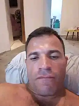 Snapshot of Claudiokkkkk chatting on December 15, 11:42 pm Claudiokkkkk online show from December 15, 11:42 pm