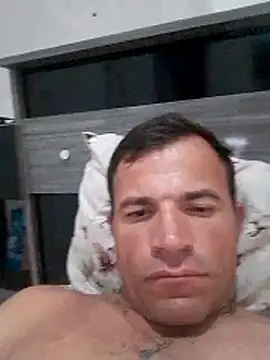 Snapshot of Claudiokkkkk chatting on February 25, 9:46 pm Claudiokkkkk online show from February 25, 9:46 pm