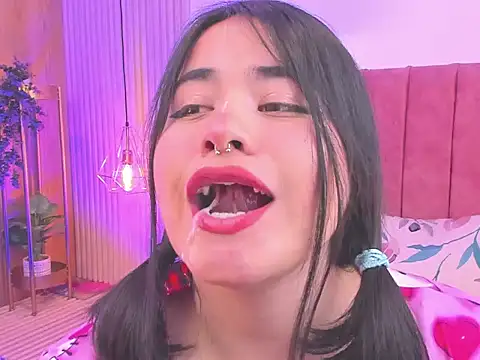 Snapshot of Maraparadise chatting on November 13, 5:01 pm Maraparadise online show from November 13, 5:01 pm