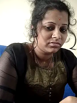 sweetqueen143 online show from November 15, 5:27 am