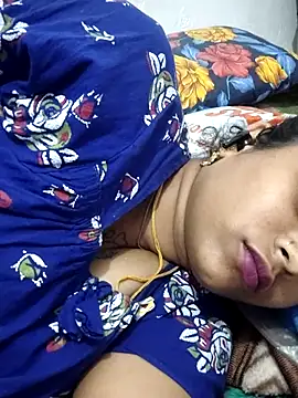 sweetqueen143 online show from March 19, 9:08 pm