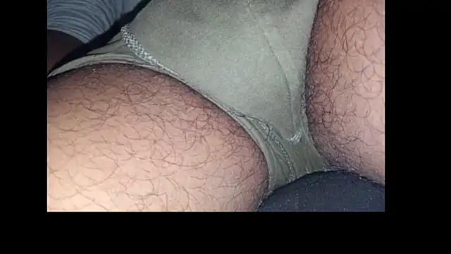 Snapshot of Black_runner chatting on October 14, 4:02 am Black runner online show from October 14, 4:02 am