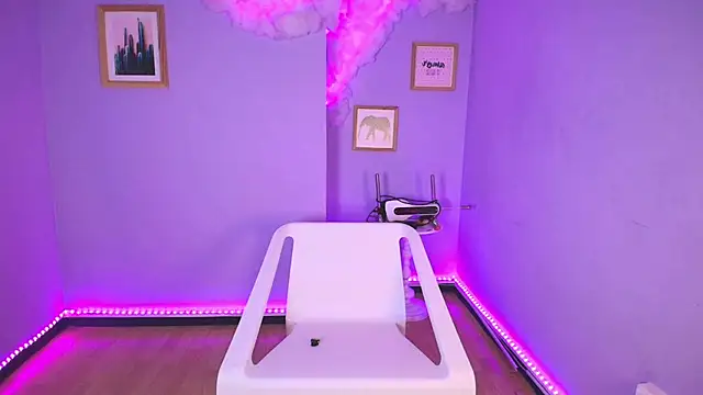 cat nasty online show from February 24, 2:37 pm