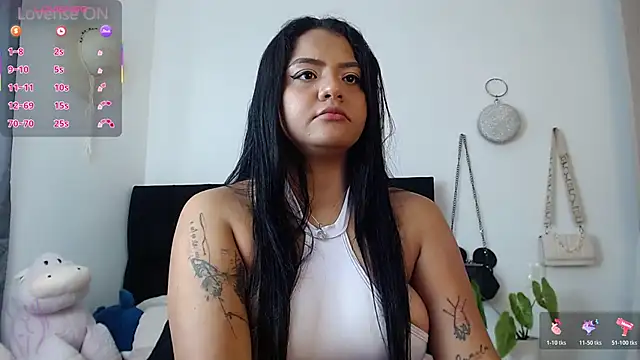 Camila Torresss online show from November 6, 7:48 pm